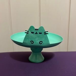 Pusheen candle holder